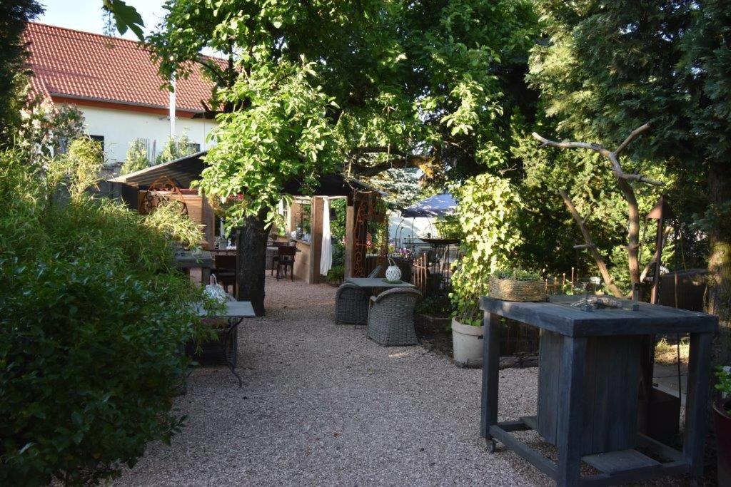 Heimat Floral Ferienhaus Wadgassen Bagian luar foto